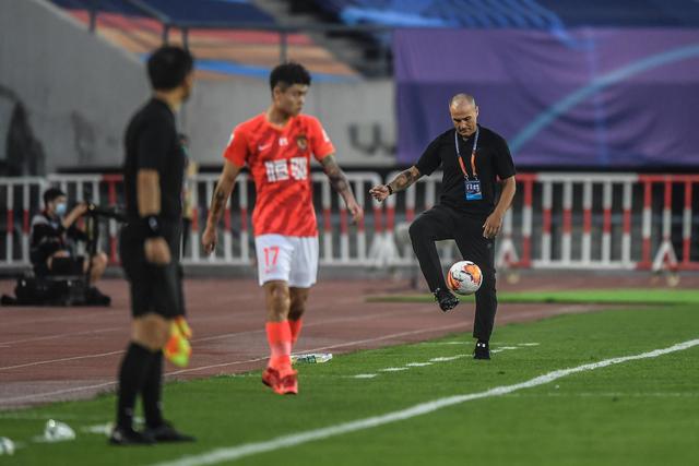 上海队官宣：任骏威约满离队 张知垚加盟西丙