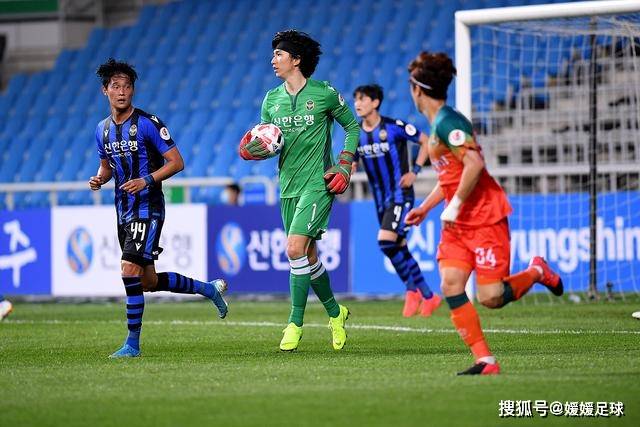 哈兰德仅11次触球就打入2球 马赫雷斯1球1助获最高分