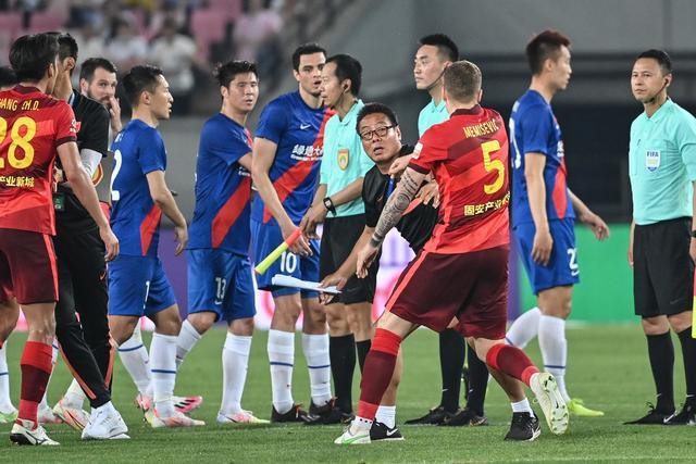 英联杯-加克波双响迪亚斯破门 利物浦3-2布莱顿