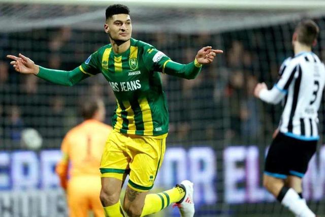 英超-卡拉菲奥里推射制胜 阿森纳1-0狼队
